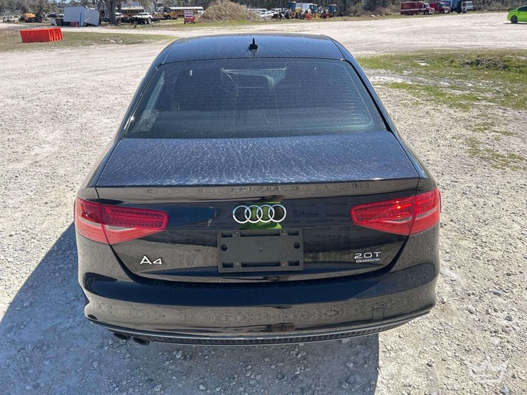 2015-audi-a4-awd-sedan-image-21