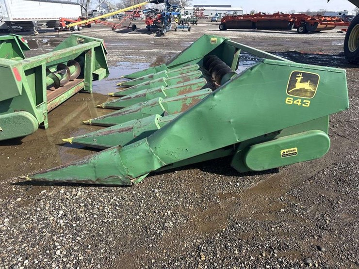 john-deere-643-image-2