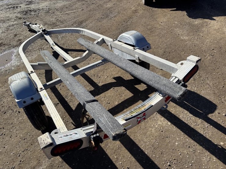 2016-triton-ltcwci-t-jetski-trailer-image-12