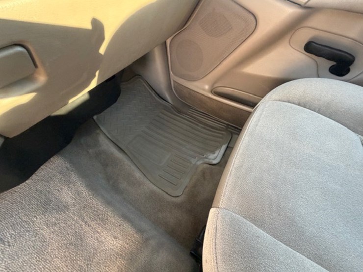 #448-•-2003-chevrolet-c1500-|-reconstructed-title-image-39