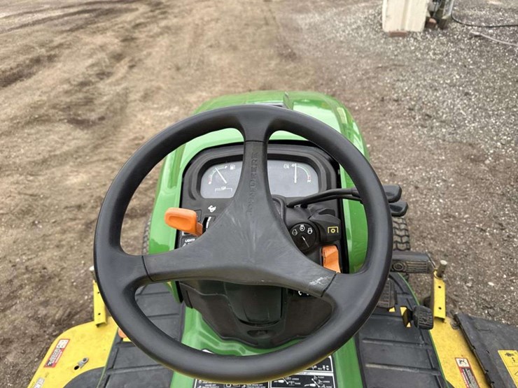 2013-john-deere-x750-image-14
