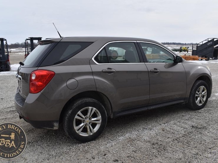 2010-chevrolet-equinox-ls-image-8