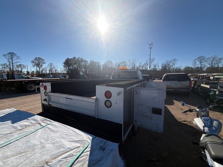 #33527-•-2013-ram-5500,-heavy-duty-|-parts-or-repair-image-3