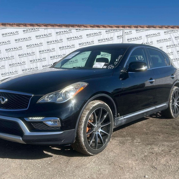 2017 Infiniti QX50 SUV