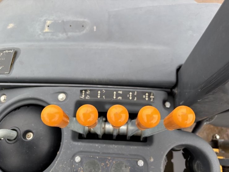 deere-210lep-image-36