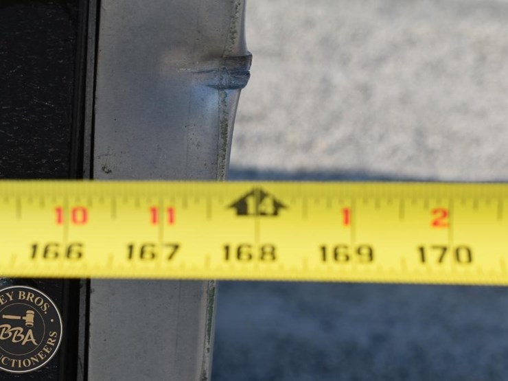 2001-freightliner-fl60-image-29