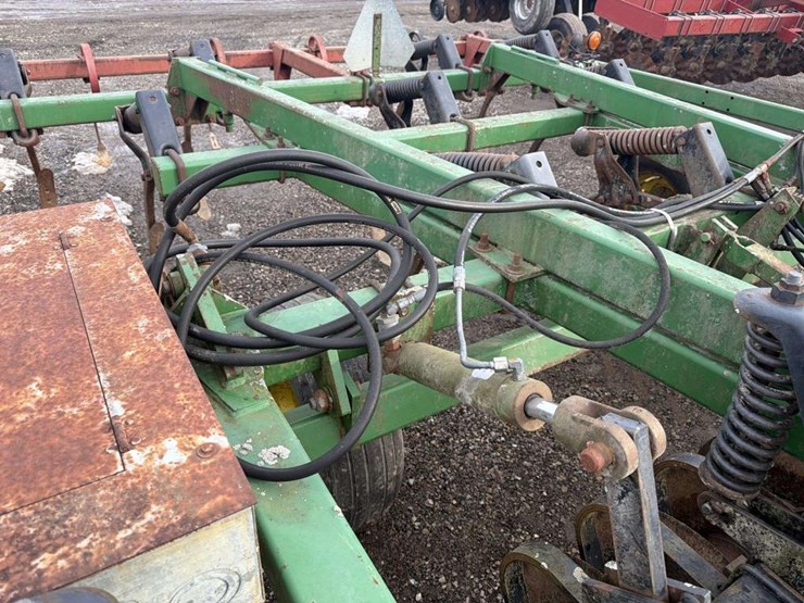 john-deere-714-image-11