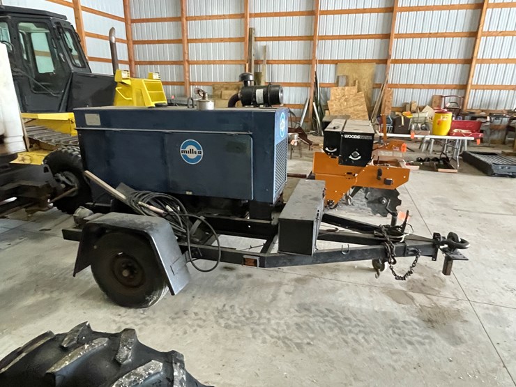 #7571-•-miller-electric-trailer-mount-welder-image-4