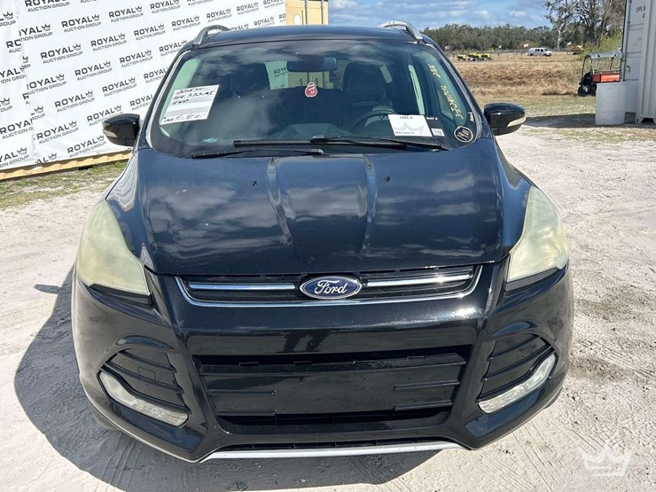 2015-ford-escape-titanium-image-29