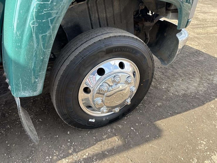 2009-chevrolet-kodiak-c5500-image-11