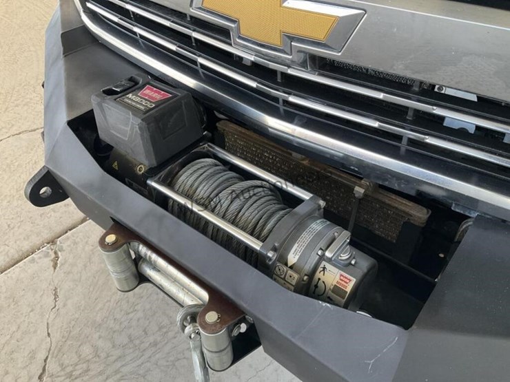 2016-chevrolet-silverado-2500-image-10