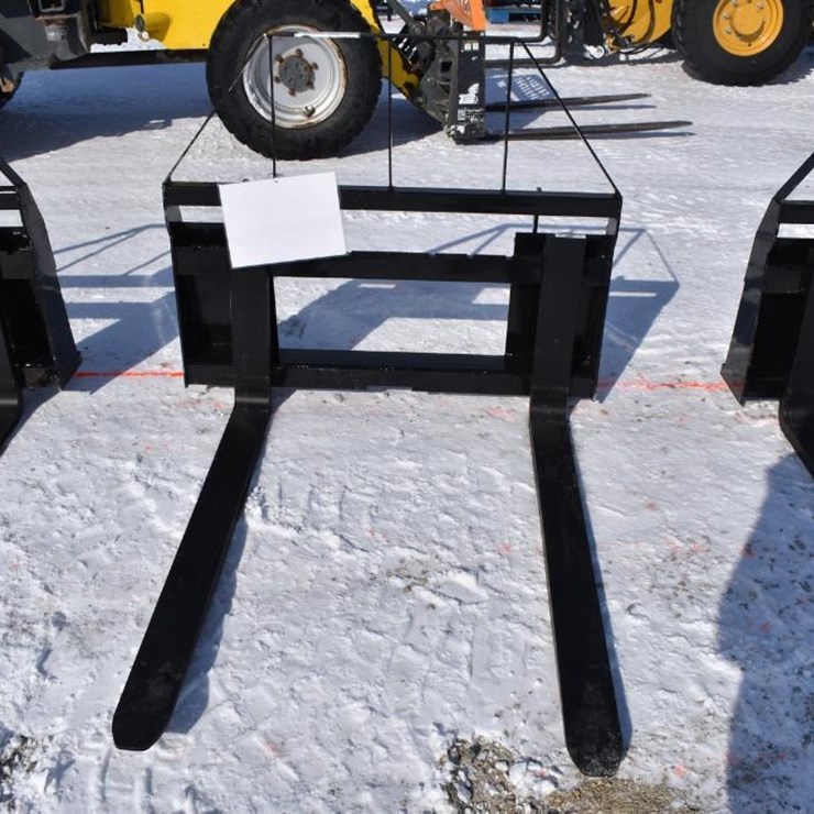 AGT INDUSTRIAL PALLET FORK ATTACHMENT 41891