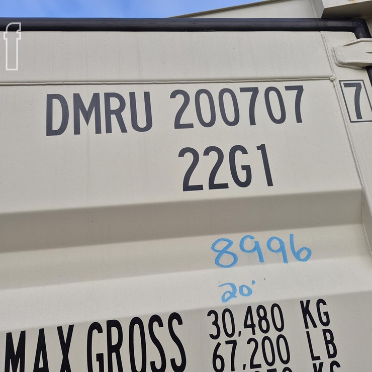 20 FOOT SHIPPING CONTAINER