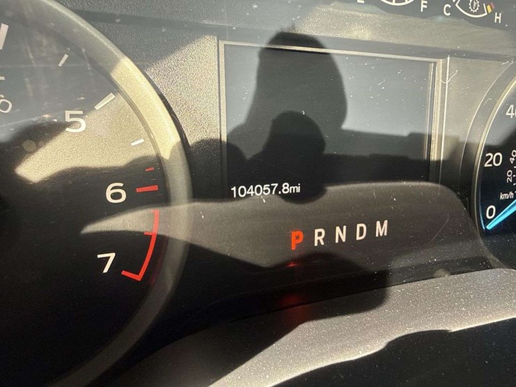 2019-ford-f150-xlt-image-15