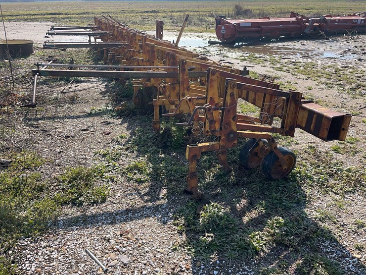 dickey-vater-8-row,-3pt-hitch-image-2