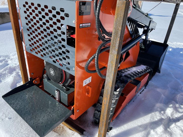 #5414-•-2025-ats-mini-skid-steer-loader-t460-image-5