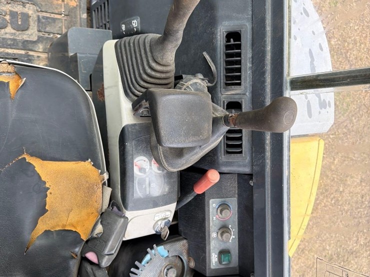 komatsu-pc35-image-16