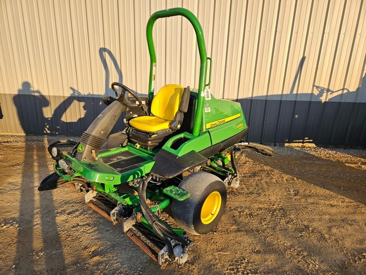 john-deere-6080a-image-1