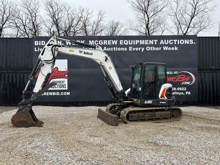 2020-bobcat-e85-image-1