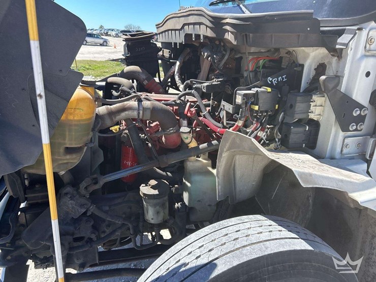 2016-international-durastar-4300-image-7