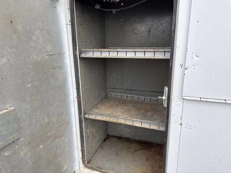 2007-ford-f550-image-14