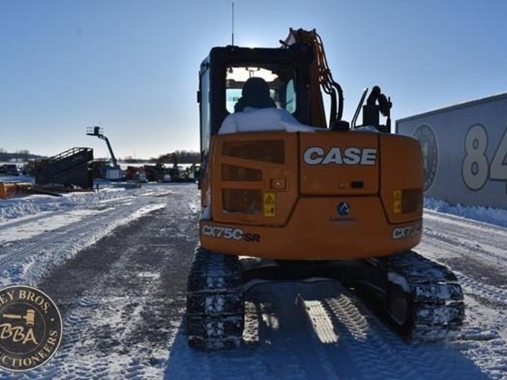 2022-case-cx75csr-image-7