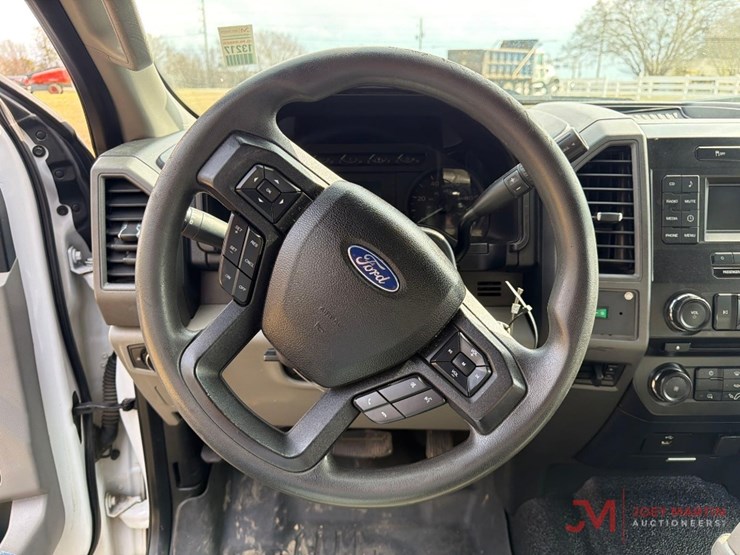 2017-ford-f350-xl-image-24