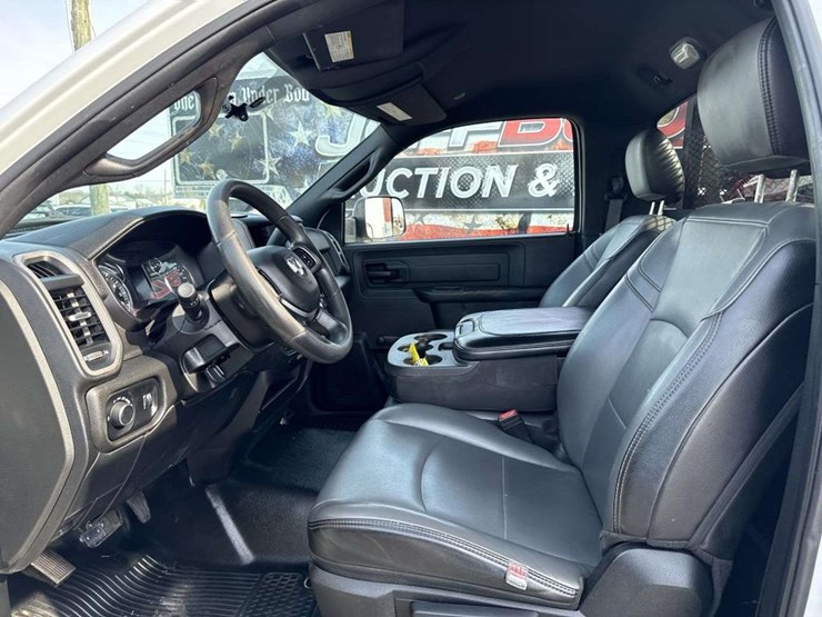 2021-dodge-ram-4500-image-11