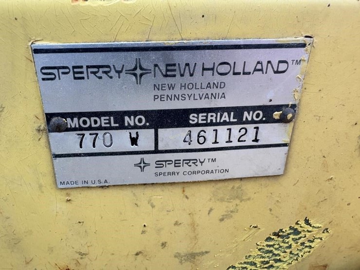 new-holland-770w-image-4