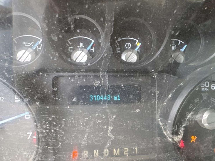 2011-ford-f350-image-29