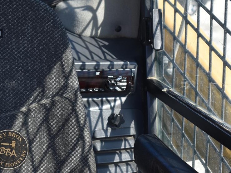 2018-caterpillar-299d2-image-47