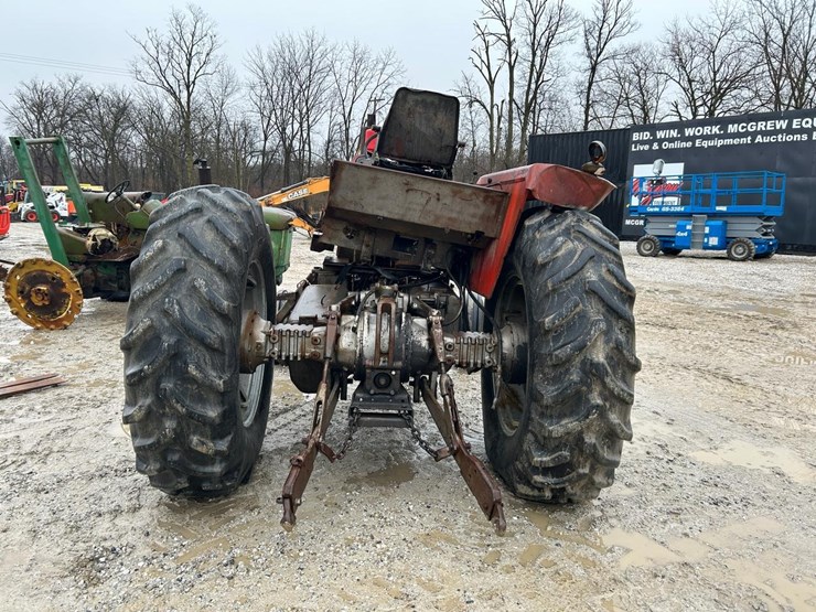 massey-ferguson-1085-image-3