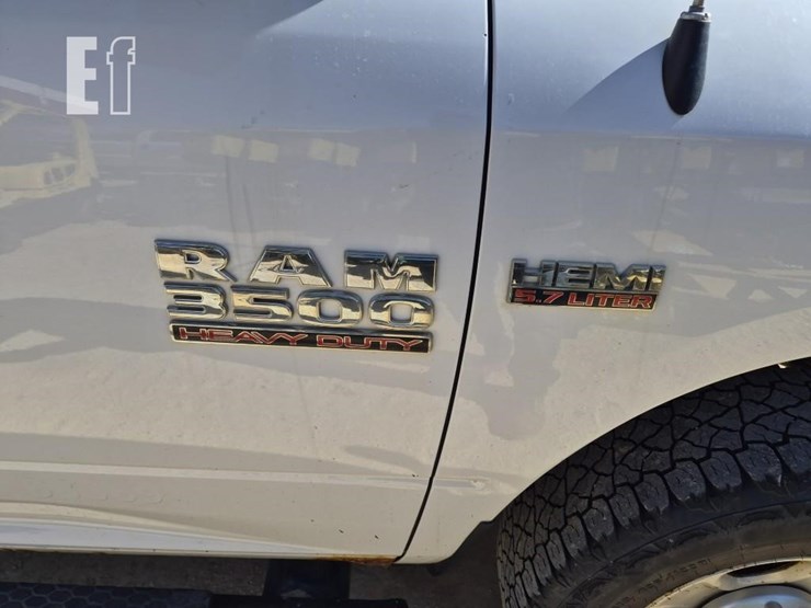 2014-dodge-ram-3500-image-6