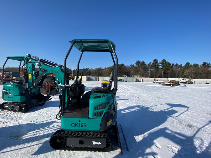 #5366-•-2026-unused-cfg-mini-excavator-image-8