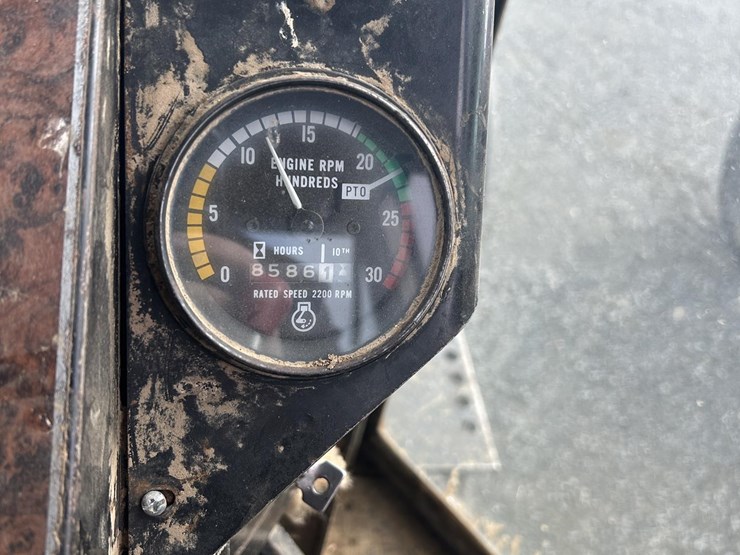 white-2-105-image-15