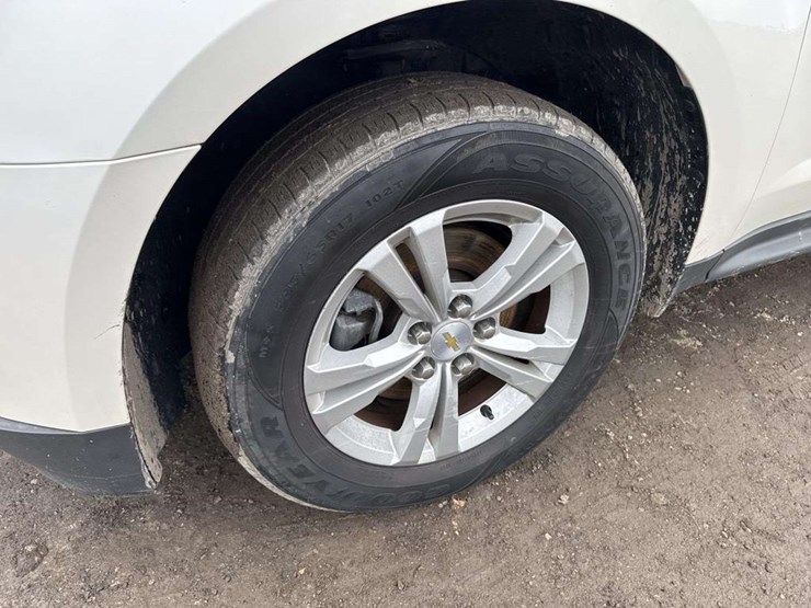 2014-chevrolet-equinox-lt-image-9