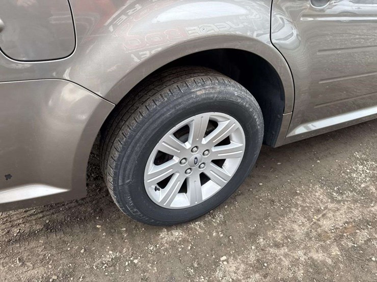 2012-ford-flex-image-10