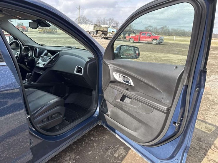 2016-chevrolet-equinox-image-19