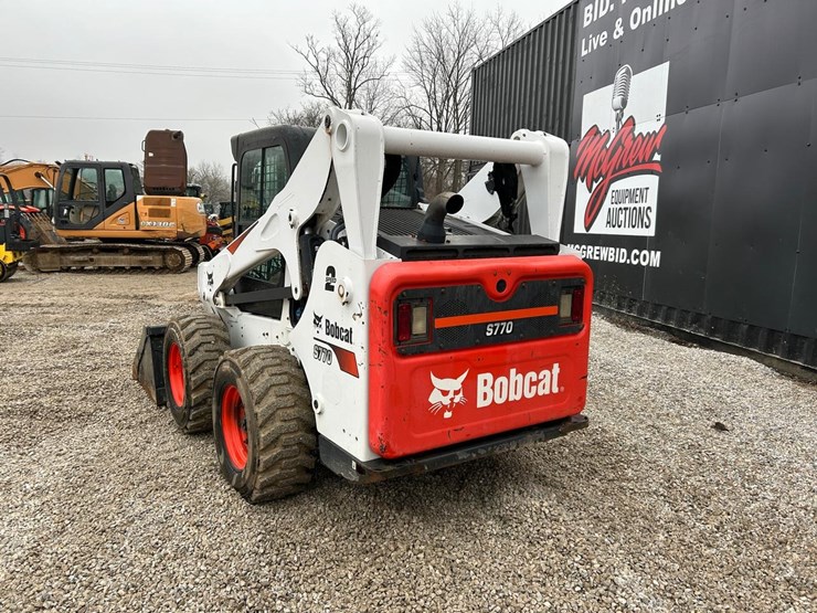 2019-bobcat-s770-image-2