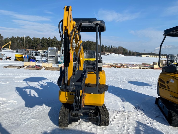 #5360-•-2026-unused-cfg-mini-excavator-image-2