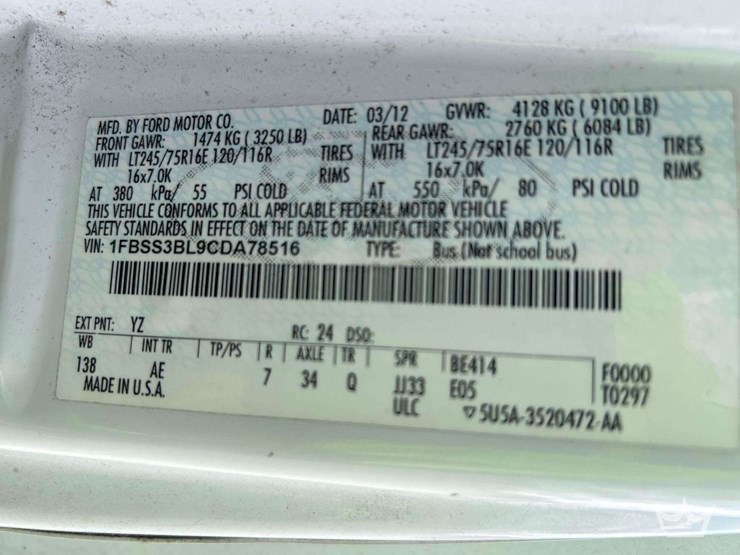 2012-ford-e350-image-5