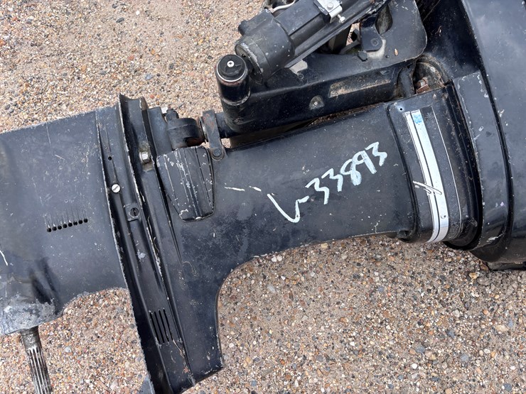 #33892-•-mercury-65-hp-boat-motor-|-parts-or-repair-image-6