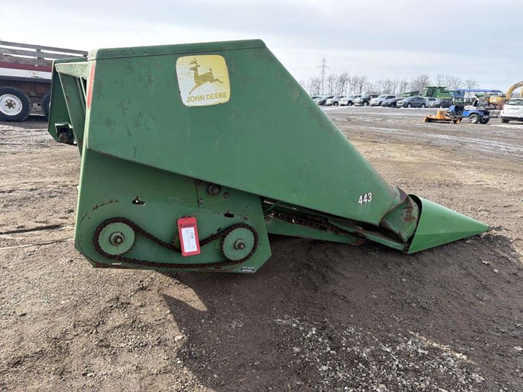 john-deere-443-image-4