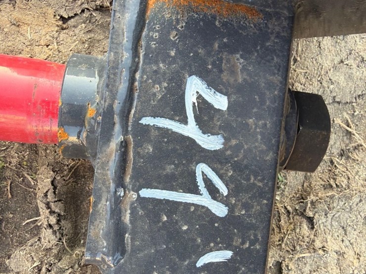 landhonor-48"-double-bale-spears-skid-steer-attachment-image-4