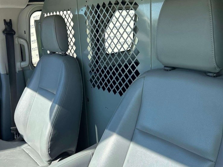 2015-ford-transit-image-20