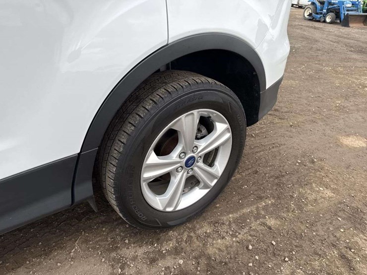 2014-ford-escape-se-image-9