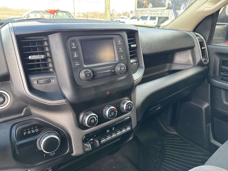 2020-dodge-ram-2500-image-18