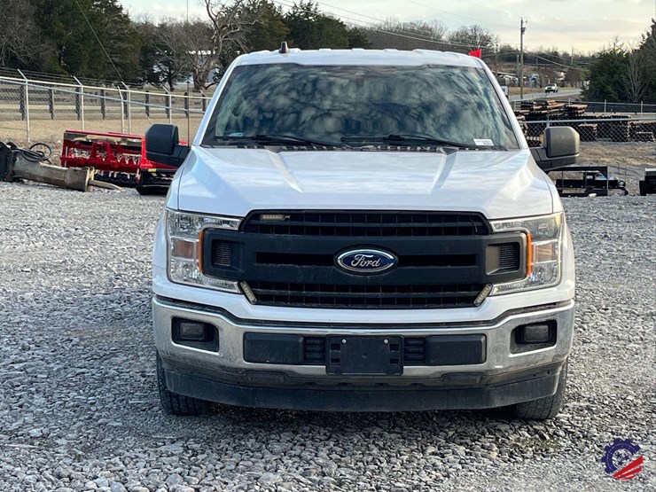 2020-ford-f150-xl-image-13