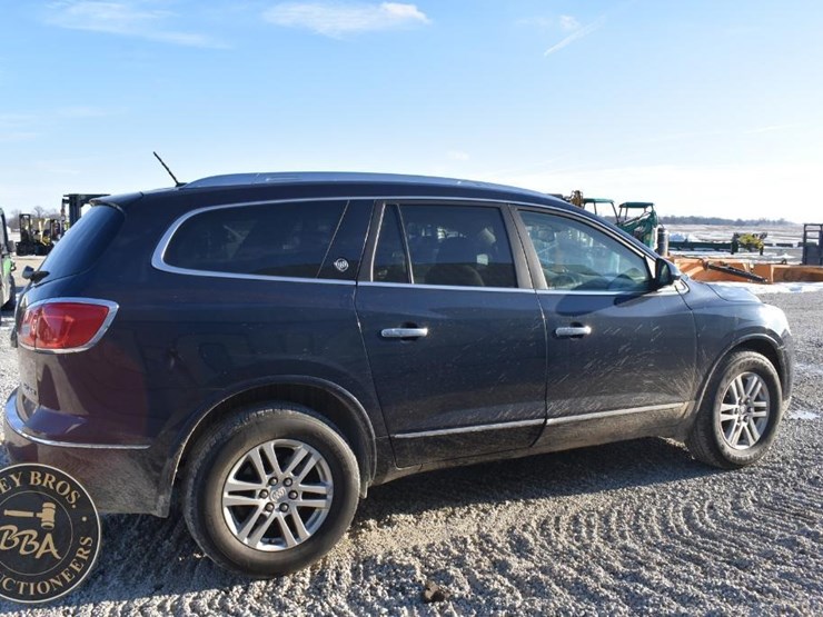 2015-buick-enclave-image-13