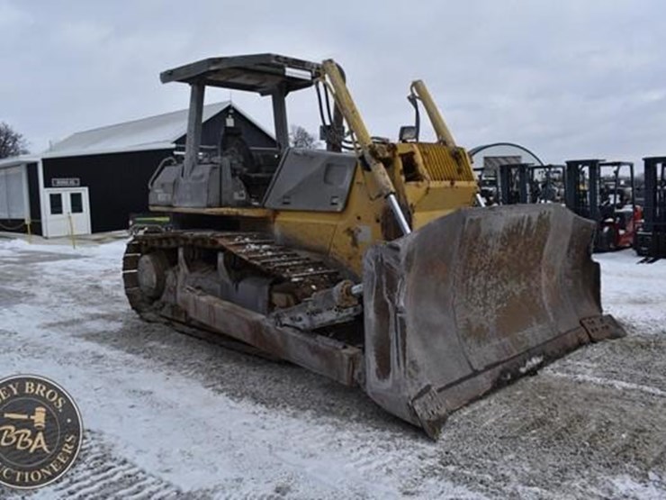 komatsu-d65ex-12-image-14